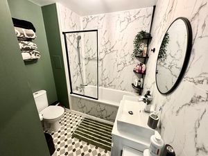 Photo 17- click for photo gallery